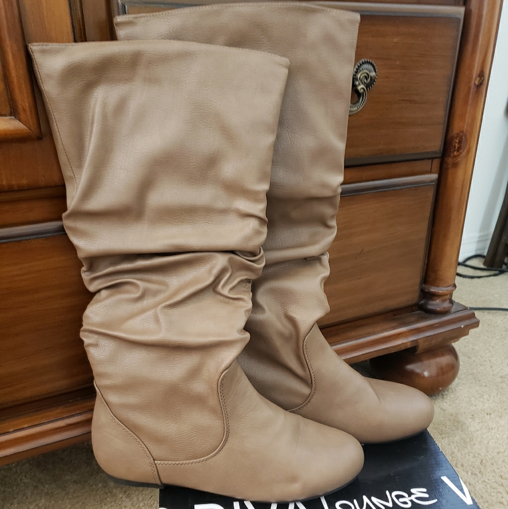Taupe leather boots